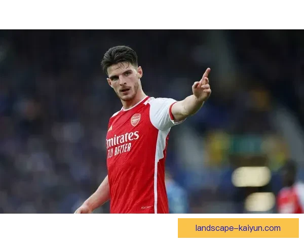 奥德加德与赖斯配合逐渐默契，展现出稳定的场上表现